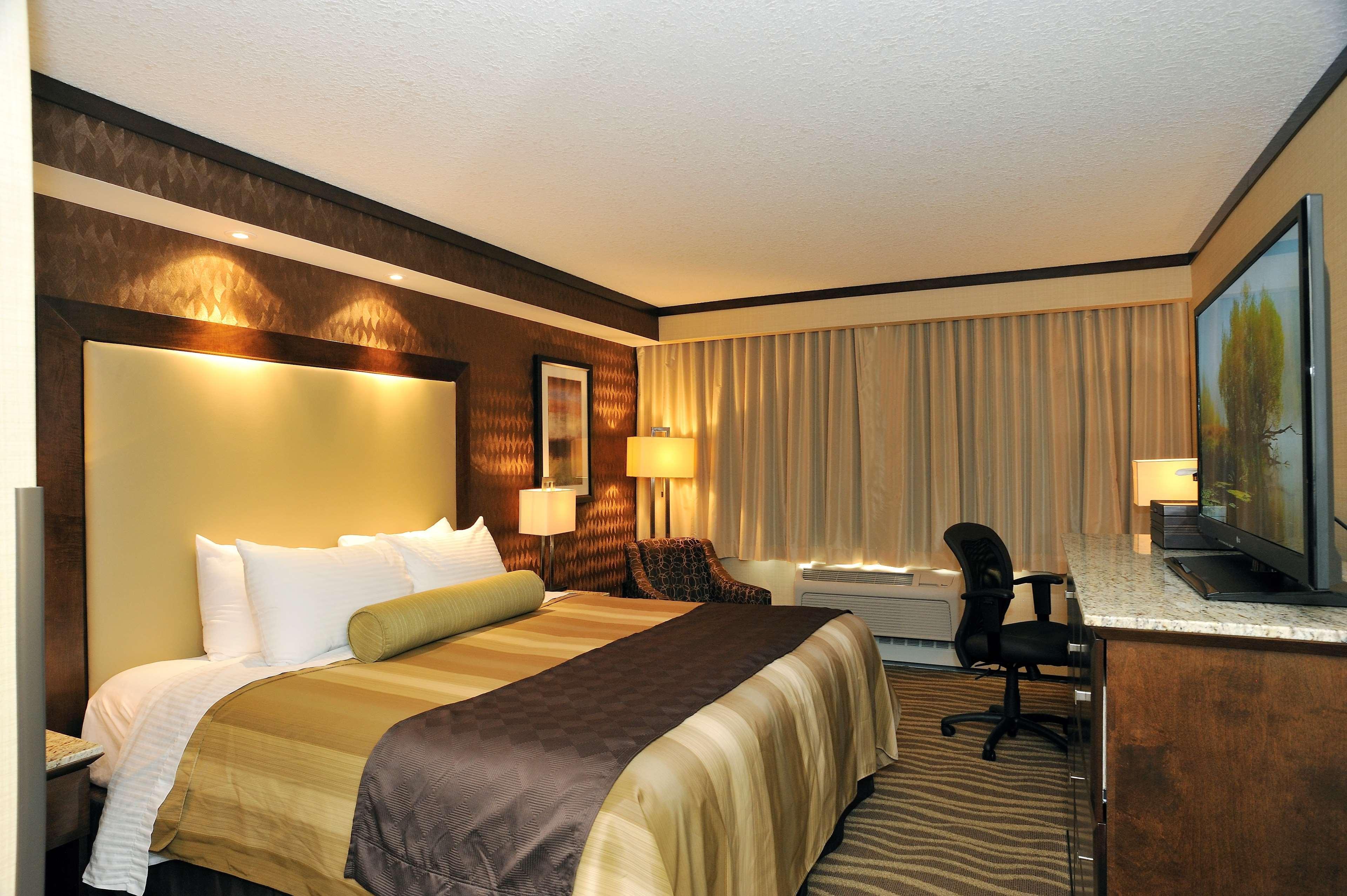 Best Western Premier Denham Inn & Suites Leduc Extérieur photo