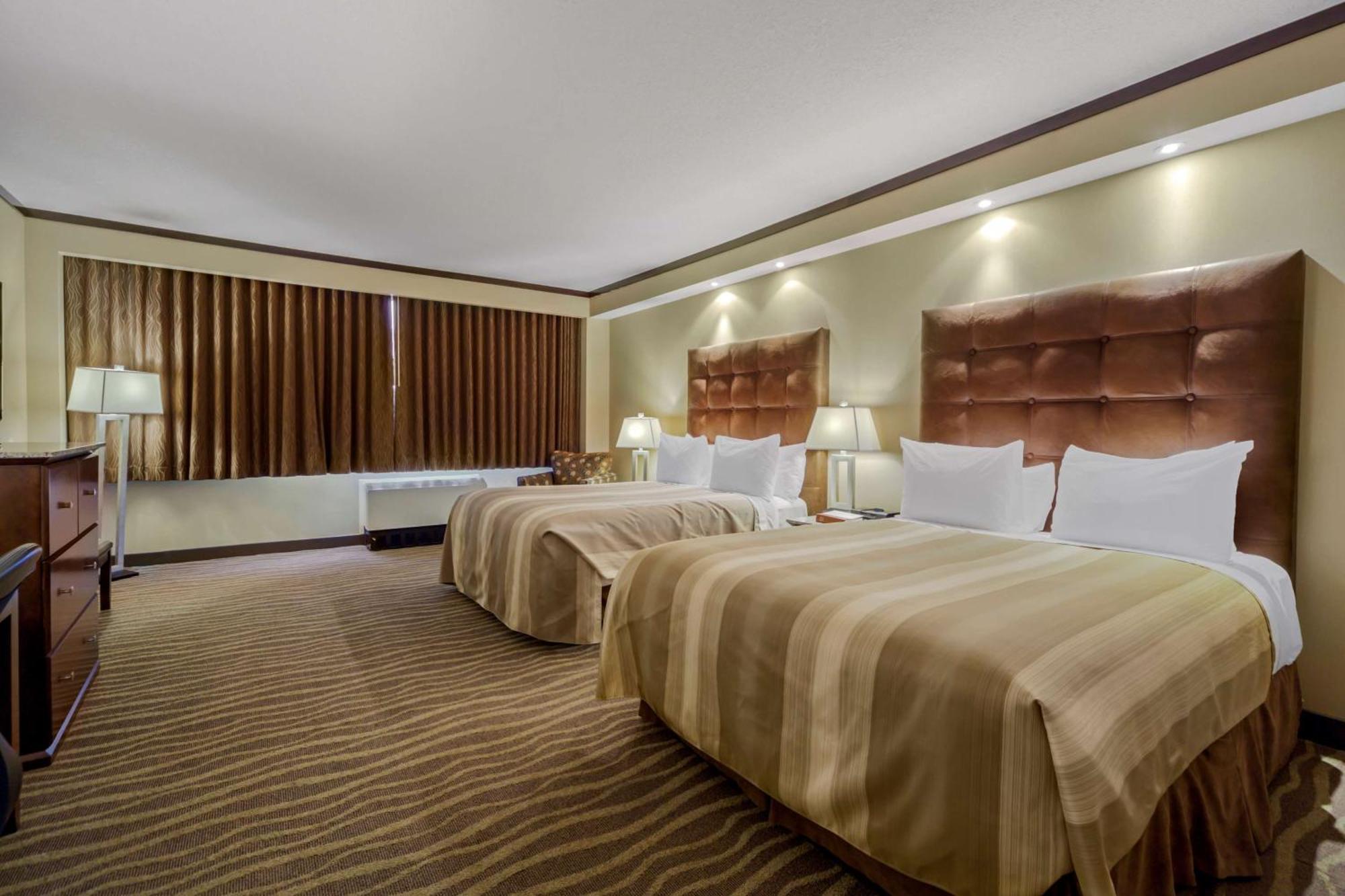 Best Western Premier Denham Inn & Suites Leduc Extérieur photo