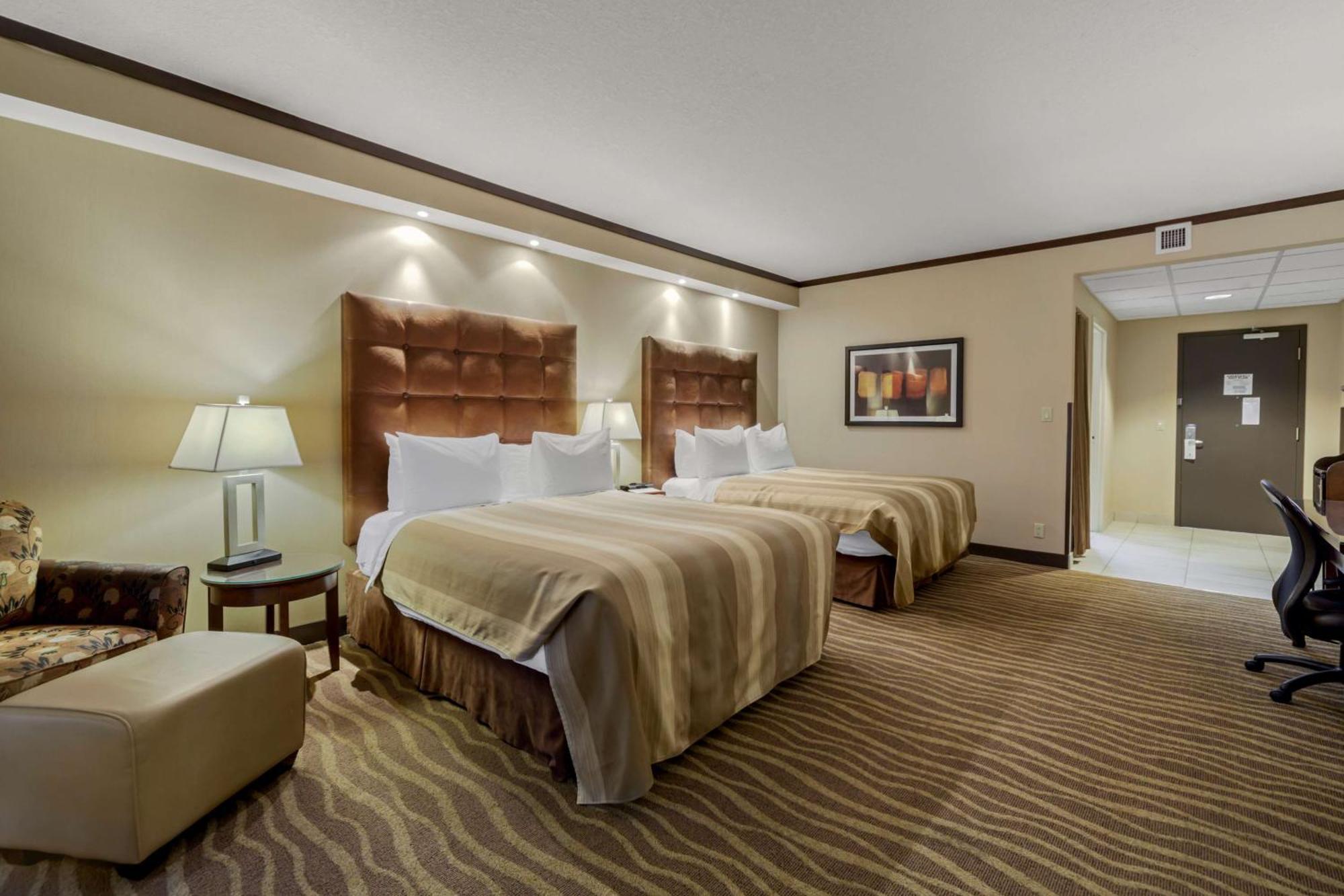 Best Western Premier Denham Inn & Suites Leduc Extérieur photo