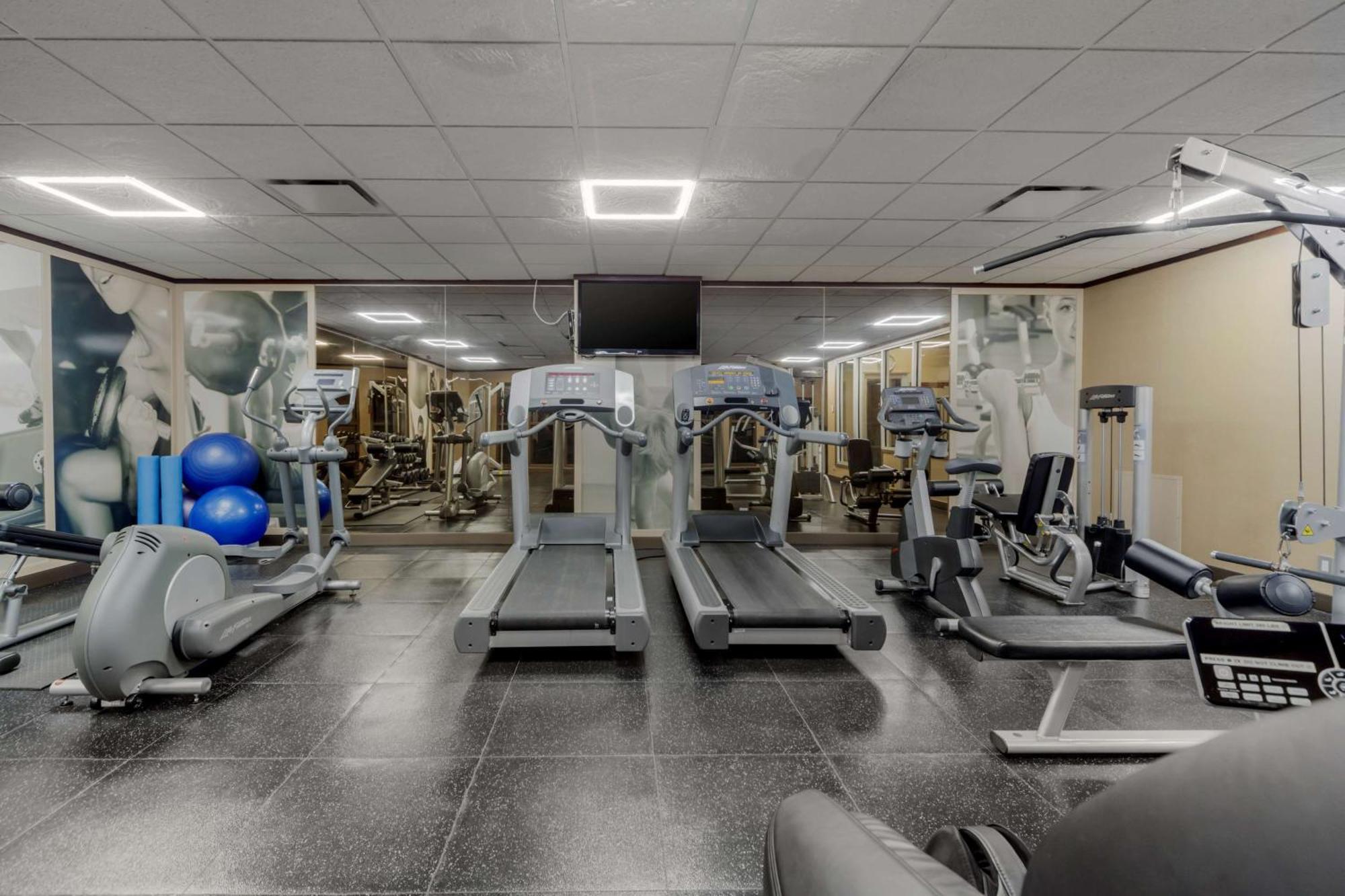 Best Western Premier Denham Inn & Suites Leduc Extérieur photo